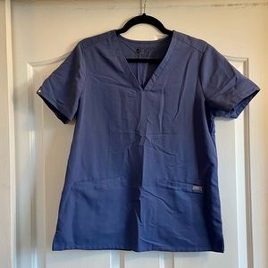 Figs - Casma Three-Pocket Scrub Top - Big Sky